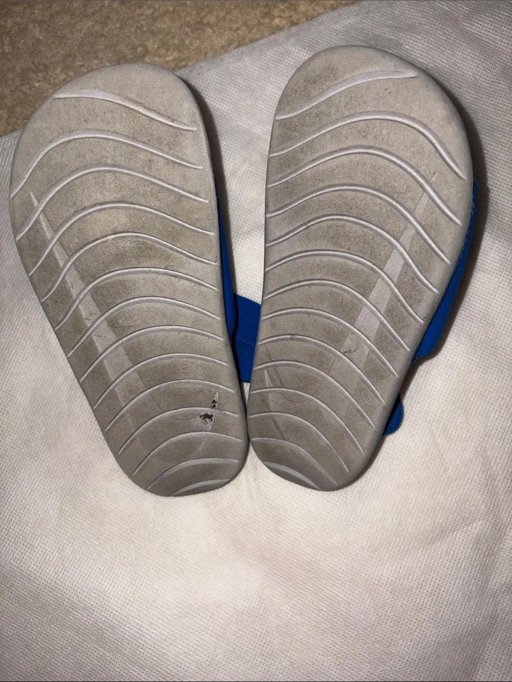 Nike Kids Royal Blue Slides with White Swoosh and Gray Footbed
